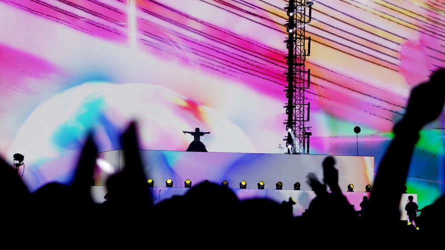 ADO SPECIAL LIVE "SHINZOU” IN CINEMA 