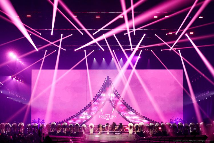 BLACKPINK WORLD TOUR [BORN PINK] IN CINEMAS