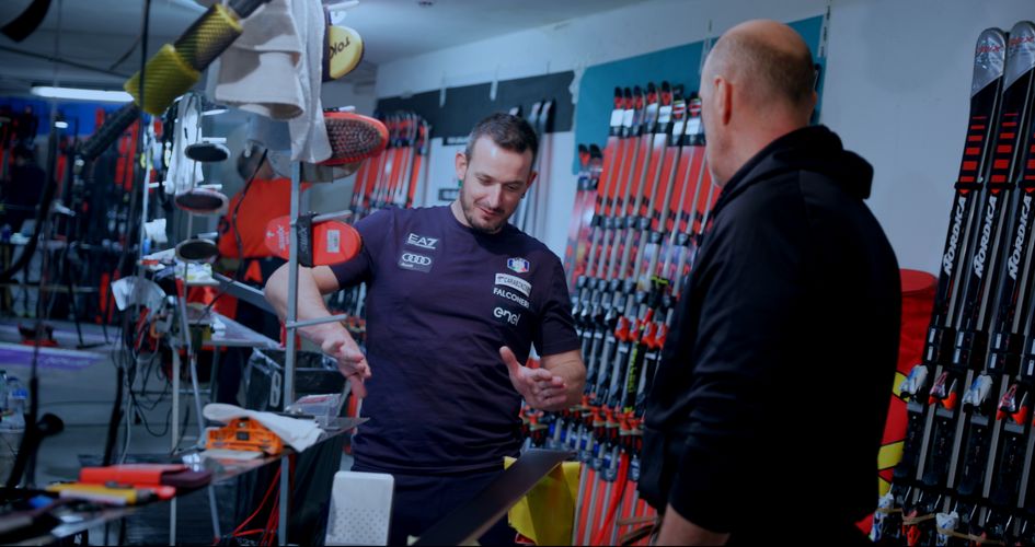 Downhill Skiers - Ain't No Mountain Steep Enough