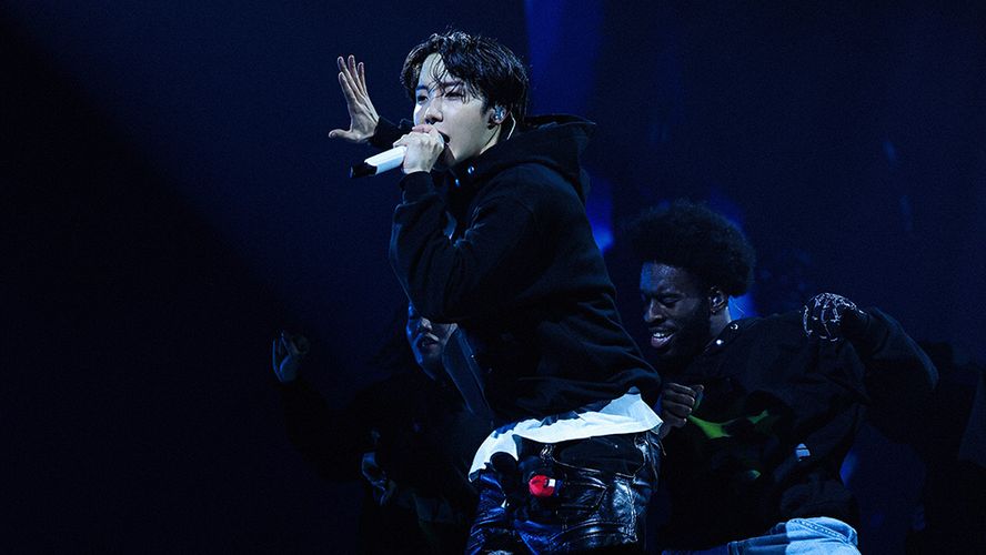 j-hope Tour ‘HOPE ON THE STAGE’ in JAPAN: LIVE VIEWING