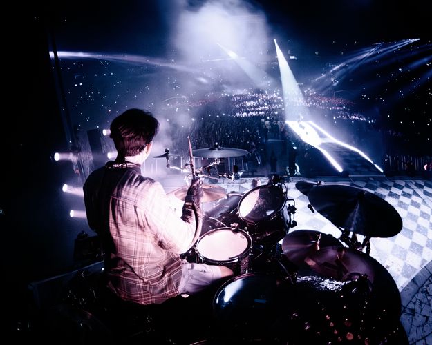 Bring Me The Horizon - L.I.V.E. in São Paulo (Live Immersive Virtual Experiment)