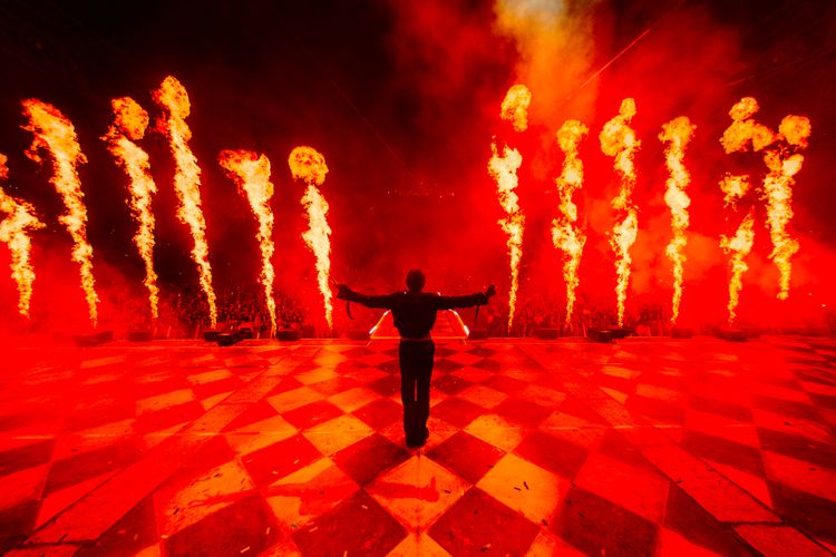 Bring Me The Horizon - L.I.V.E. in São Paulo (Live Immersive Virtual Experiment)