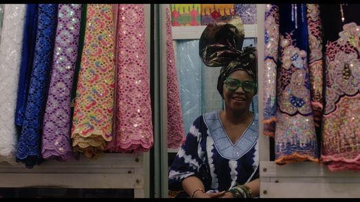 STOFF - Ein Spitzengeschäft