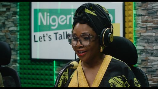 STOFF - Ein Spitzengeschäft